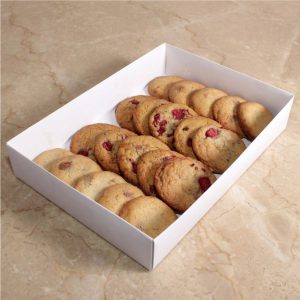 מגש אירוח מיקס עוגיות 20 יח׳