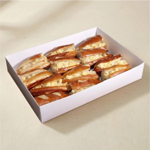 מגש אירוח כריך פרעצל מקושקשת 